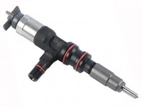 Common Rail Fuel Injector 095000-7140 for Hyundai D4GA 3.9L Engine Mighty HD65 HD675 Mega Trucks